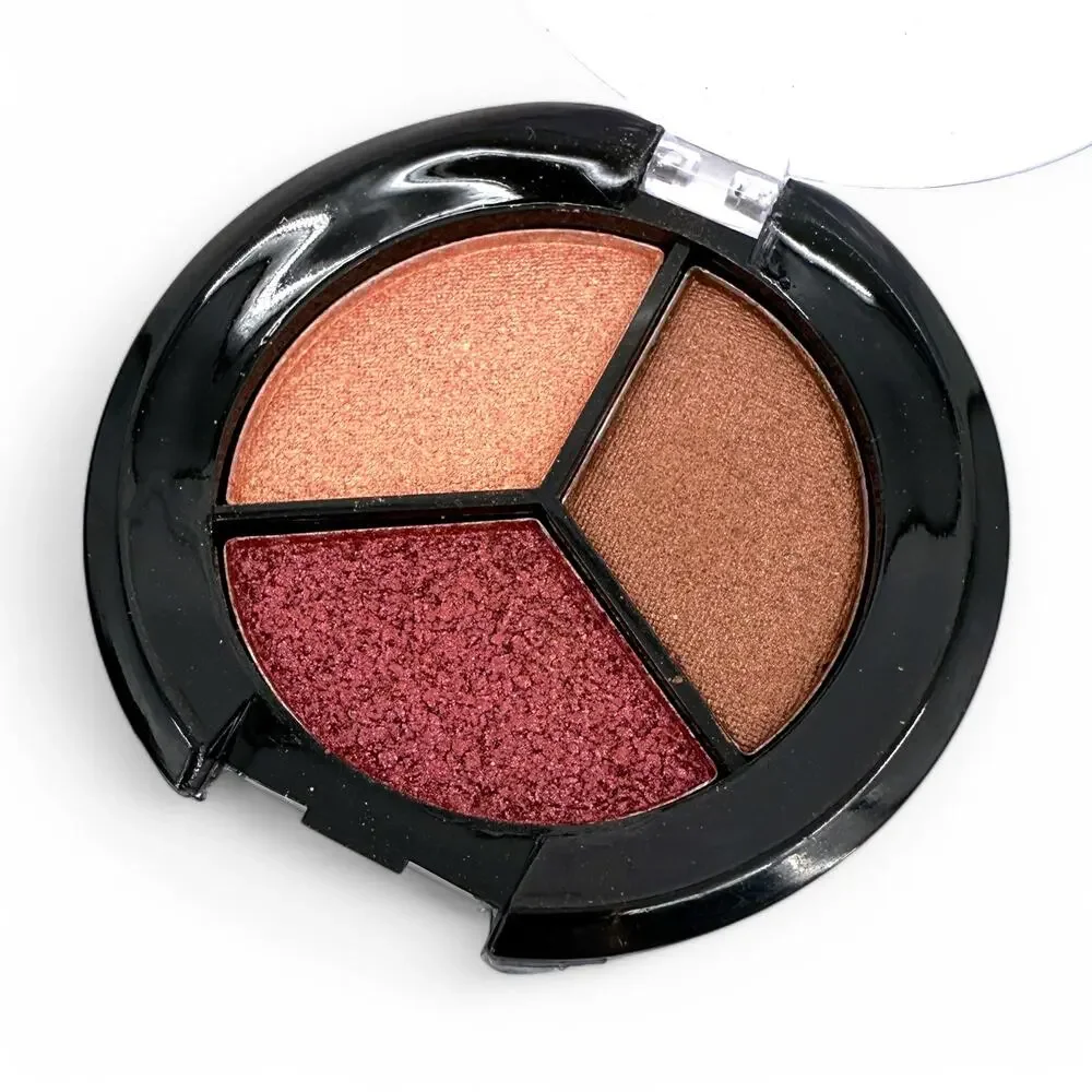 Model Co Metallic Eyeshadow Trio in Mykonos 3g 0.10 oz Eye Shadow